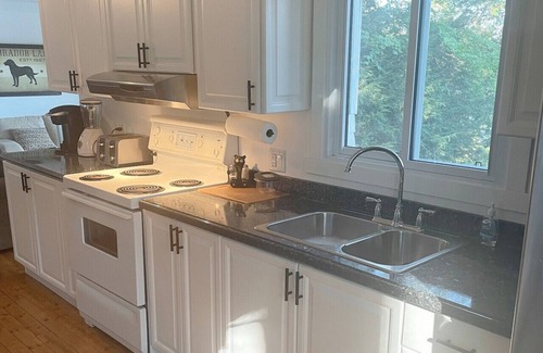 North Kawartha Casa | Classic Cottage on Chandos