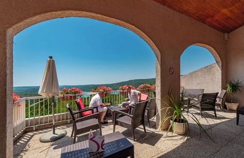 Montpezat Apartamento | Classic Zimmer 2 Erwachsene Klimaanlage