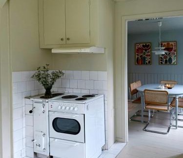 Svangsta Casa | Classic Swedish Wooden House Near Sea And Forest