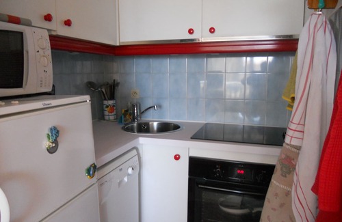 Miramar Apartamento | Apartamento clasificado 2 ** T2 frente al mar y la playa de Miramar - aparcamiento privado