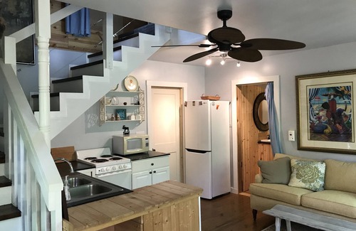 Barnardsville Casa | Clean cabin on beautiful property.