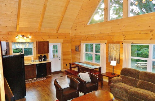Black Mountain Cabina | ¡Nueva construcción! Cabina 15min Asheville 3BR / 2BA 5min Montreat, In-Town Blk Mtn