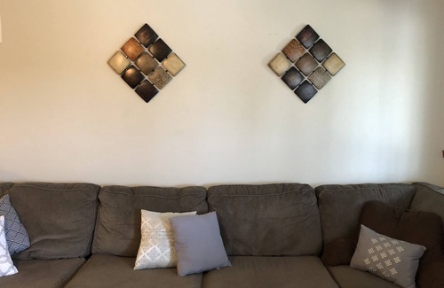 Bellevue Casa | Limpio, cómodo, conveniente! Casa de 2 dormitorios en Bellevue