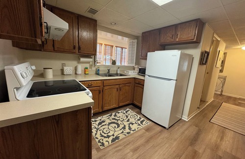 New Holland Casa | CLEAN & COMFORTABLE EXTENDED STAY- Perfect for Business & Leisure Travelers