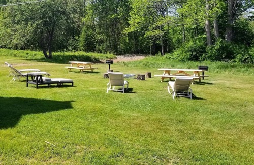 Ellsworth Casa | Clean&Cozy 1BR Apt5 w/Full Kitchen & Bathroom