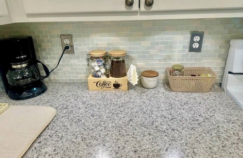 Shawnee Casa | Clean, Cozy & Private 2-Bdrm Retreat In The Woods