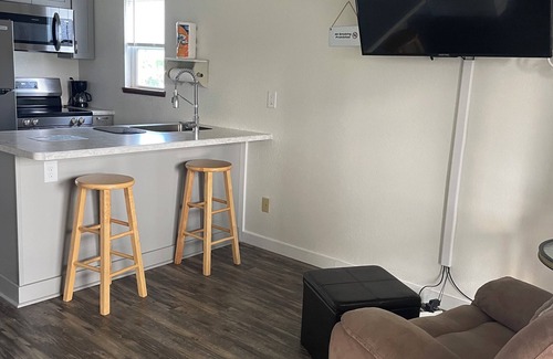 Oak Harbor Condominio | Clean Green Cove Condo