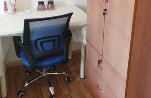 Yishun Apartamento | Clean newly renovated airconditioned double bedroom