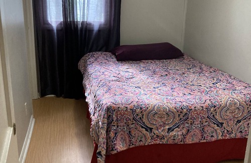 Saint Marys Allen County Casa | Clean private bedroom ☺️ Quite area couple minutes from downtown