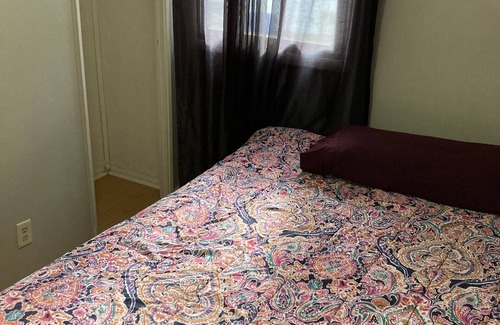 Saint Marys Allen County Casa | Clean private bedroom ☺️ Quite area couple minutes from downtown
