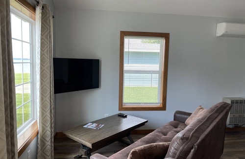 Bemidji Cabina | Clear Vue Resort on Lake Bemidji - 1 bedroom cabin