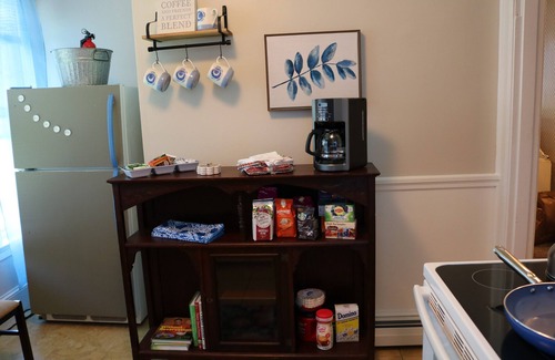 Dover Apartamento | 🤓Clever Studio🍷Free Wine☕️Coffee / Tea Bar - Free Parking!