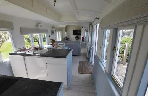 Aberporth Casa | Clifftop Carriage