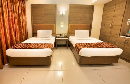 Velankanni Hotel | Clinton Park Inn