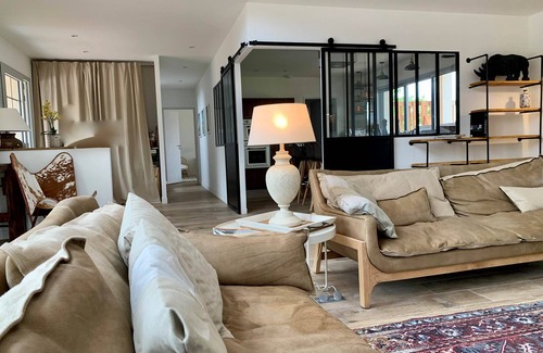 Labastide-Marnhac Villa | CLOS DE LA FONTAINE (Complete house - sleeps 10)