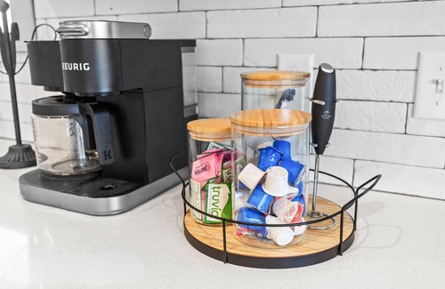 Abilene Casa | Close to ACU ~ Sleeps 8 ~ Summer Deals ~ Sparkling Clean ~ Pets OK ~ 5 Stars