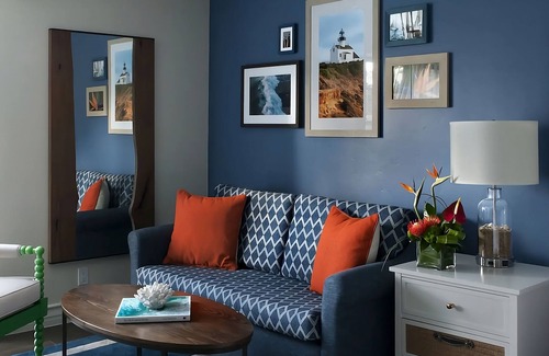 San Diego Hotel | Close to Crown Point Beach! With Pet-friendly, Outdoor Pool, Tennis Court!