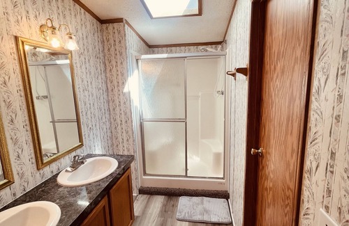 Thompsonville Casa | Close to Crystal Mountain
