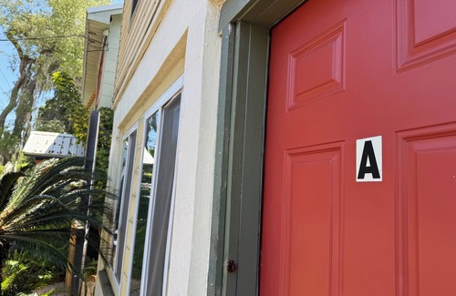 St. Augustine Apartamento | Close to downtown with your own parking space