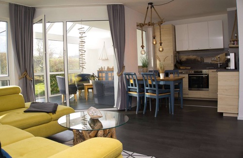 Lobbe Apartamento | Close to the beach, winter garden, use of swimming pool and sauna - Strandhaus Mönchgut FeWo08