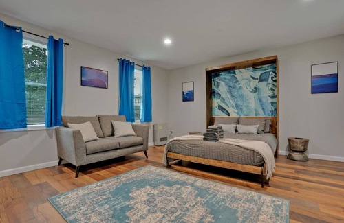 Gorham Apartamento | Modern Studio with Wi-Fi | Long Term Available