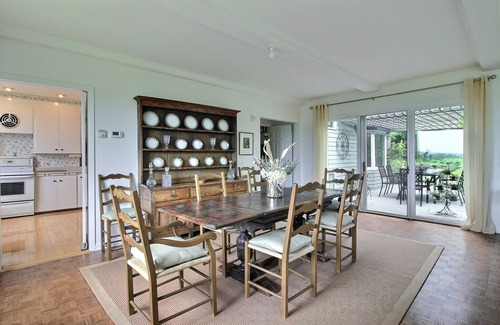 Hatley Casa | Cloverhouse Estate - Private farmhouse near Magog w/ tennis court!