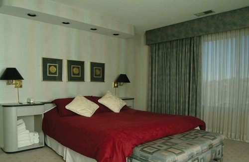 Reno/Tahoe Airport Hotel | Club Lakeridge