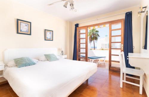 San Eugenio Apartamento | Club Olympus in Garden City