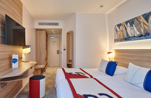 Toulon - Hyeres Hotel | Club Vacances Bleues Plein Sud