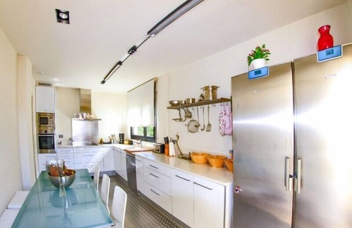 Mont-Ras Villa | Club Villamar - Bonita villa para 8 personas con piscina privada y jardín