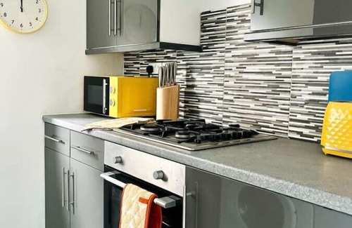 Cardonald Apartamento | Clyde 52 -Modern 2 bedroom apartment next to Hillington Train Station
