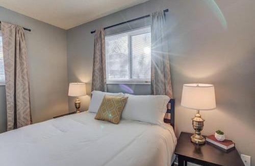 Colorado Springs Casa | CO Traveler's Value Parks Sunsets CO Perfect