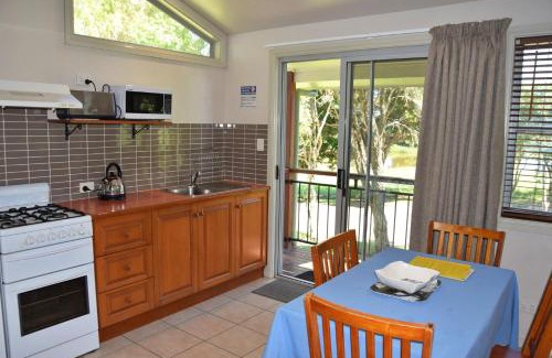 Rainbow Reach Casa | Coast and Country Cabin 5