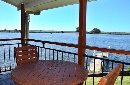 Rainbow Reach Casa | Coast and Country Cabin 4
