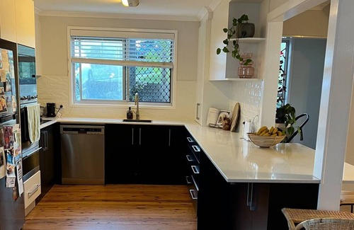 Floraville Casa | Coastal 4-bedroom home with ocean views