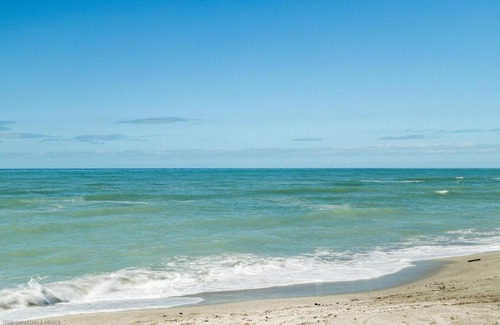 Siesta Key Casa | Coastal Breeze Siesta Pelican "D"