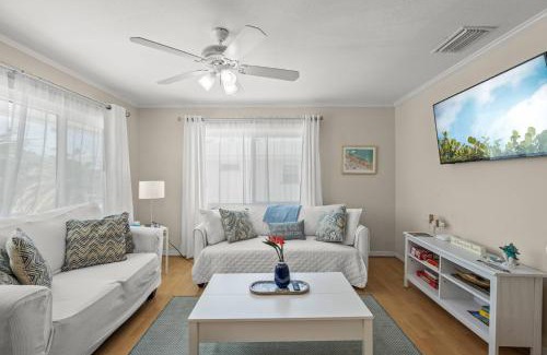 Siesta Key Casa | Coastal Breeze Siesta Turtle "B"