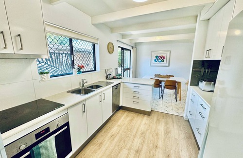 Bogangar Casa | Coastal Caba Shack - 3 bedrooms - Pet Friendly - Walk to Beach & Shops