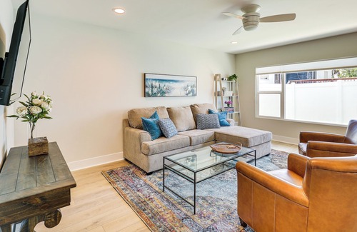 Carlsbad Cabaña | Coastal Carlsbad Cottage Near Beach & Village!