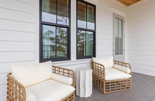 Treetop Casa | Coastal Charm