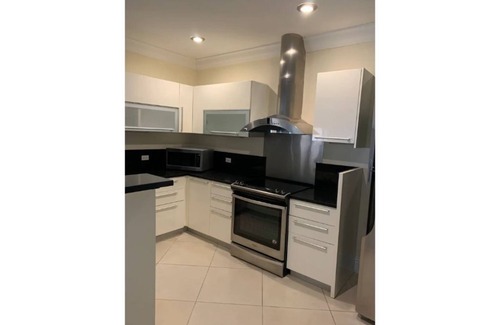 Bahamia West Condominio | Coastal Charm Waterfront