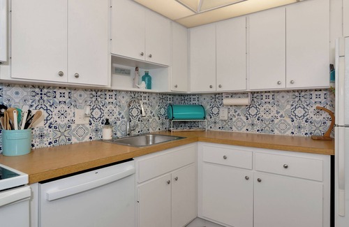 Trailer Estates Condominio | Coastal Charmer - 2-bedroom Condo - Amazing Water & Golf Course Views