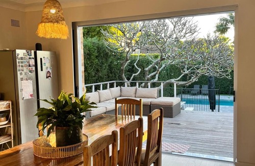 Freshwater Casa | Escapada a la playa de agua dulce: a una distancia de la playa de Manly.