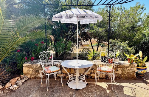Costa de Benissa Apartamento | Coastal garden apartment with patio in exclusive neighborhood Close to the beach