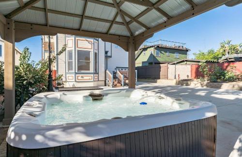 Townsite Casa | Coastal Haven in Oceanside- Cozy Beach Getaway home