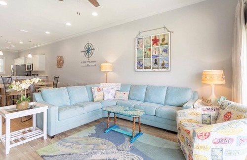 Sunset Pass Casa | Coastal Living Perfected: Banana Bay's Intracoastal Retreat with Sandy Shores