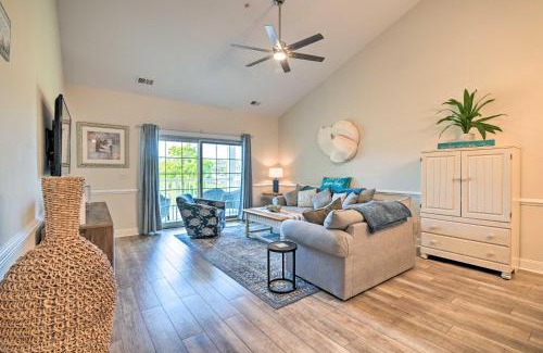 Central Myrtle Beach Apartamento | Coastal Myrtle Beach Condo with Pool Access!