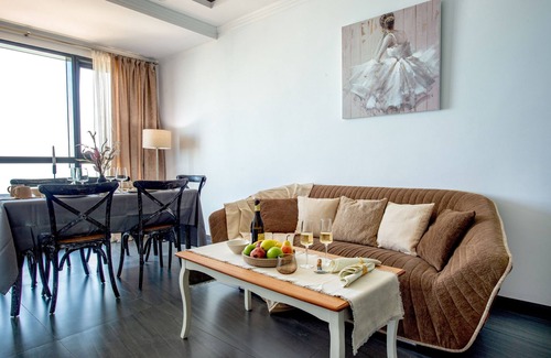 Old Boulevard Apartamento | Coastal Oasis - Sea View Porta Batumi 2 bedroom apartment