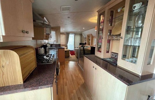 Cayton Bay Cabina | Coastal Retreat at Cayton Bay