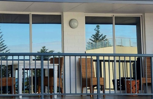 Scarborough Apartamento | Coastal Salty Air 2Bedrm 2Bath w Ocean Views!